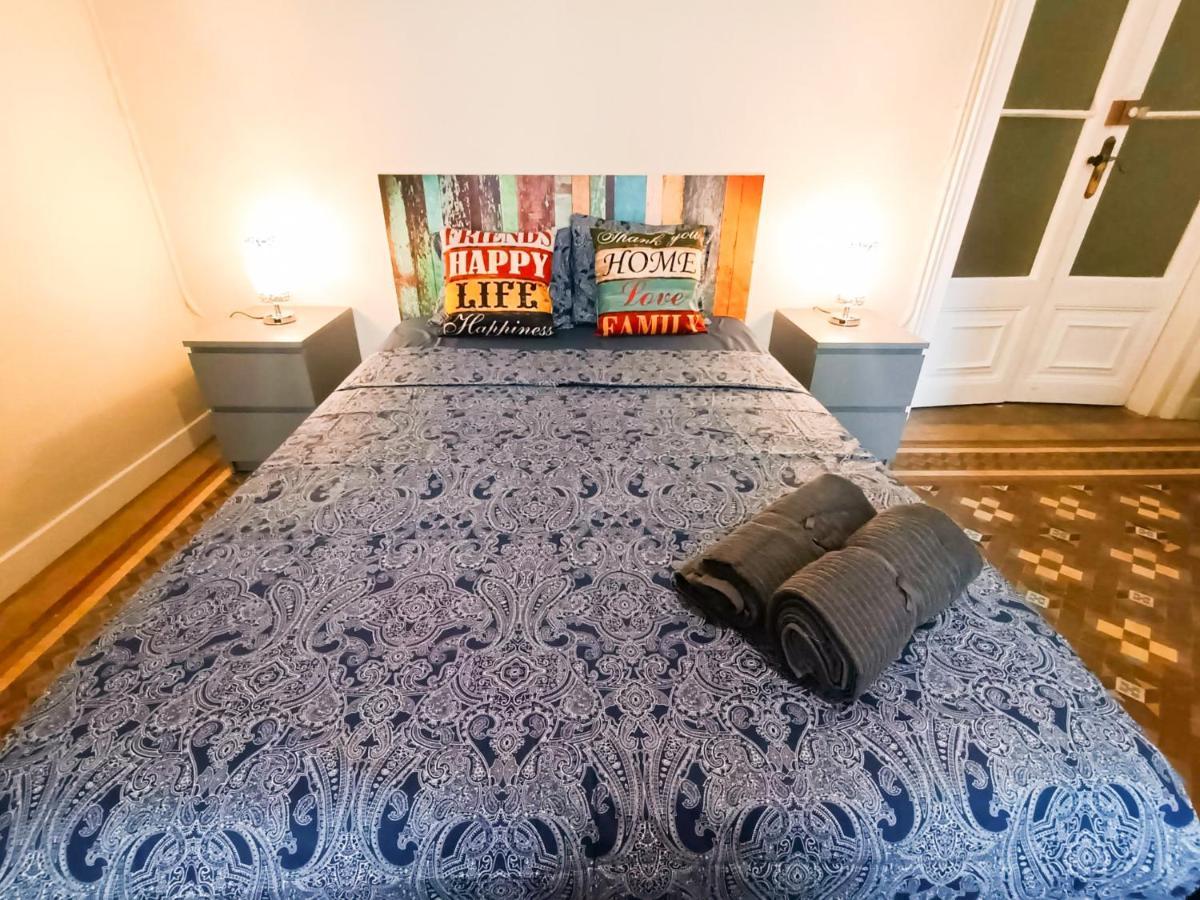 By Plaza Catalunya Rooms Barcelona Exteriér fotografie
