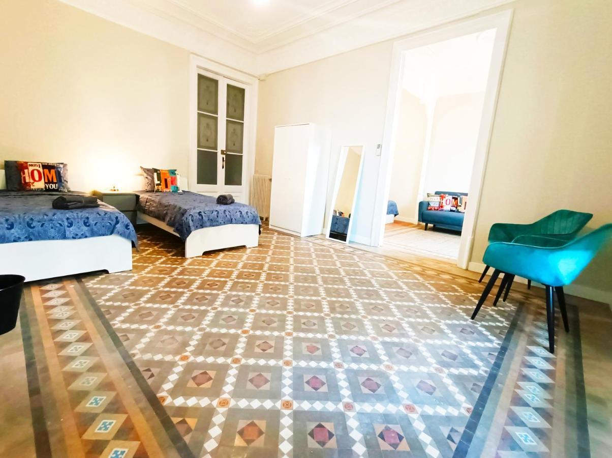 By Plaza Catalunya Rooms Barcelona Exteriér fotografie