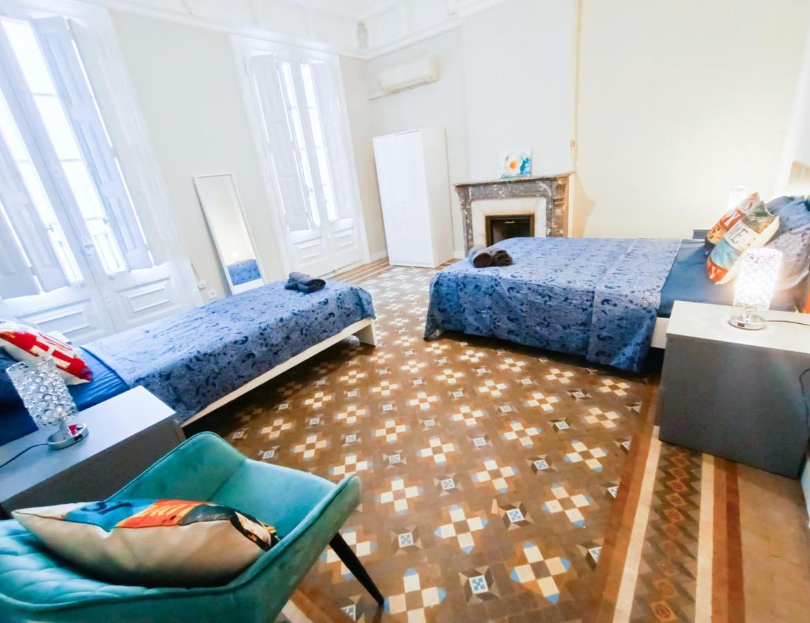 By Plaza Catalunya Rooms Barcelona Exteriér fotografie